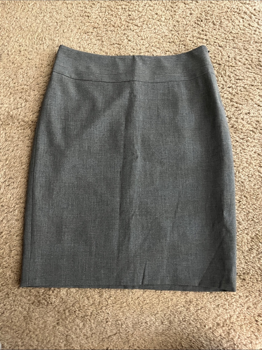 The limited grey pencil skirt 2 NWT